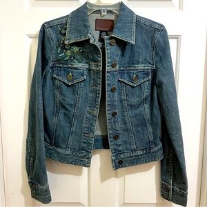 Women CALVIN KLEIN JEANS JACKET FLOWER EMBROIDERY sz Small blue denim distressed